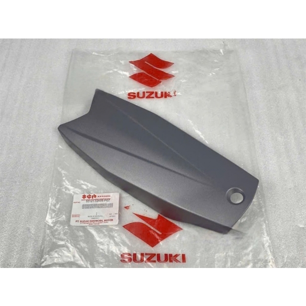 NẮP CỐP BÓNG SATRIA FI 150 ĐEN NHÁM (92121-12K00-PGZ)