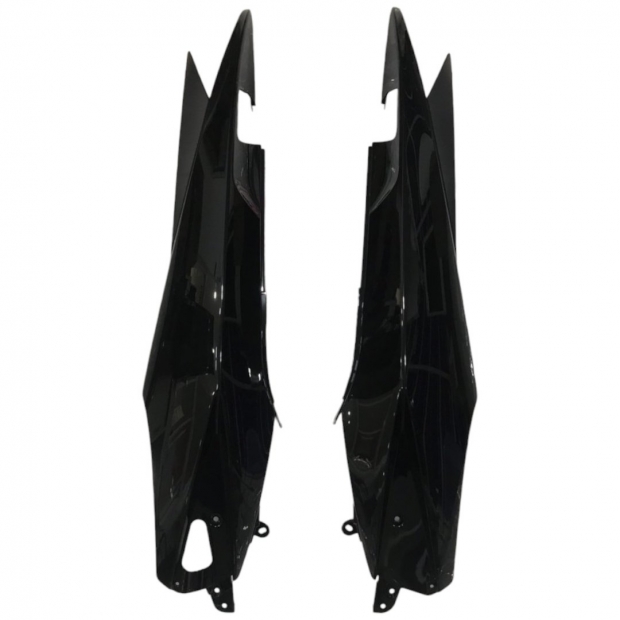 ỐP SƯỜN EXCITER 135 ĐỜI 2010 ĐEN BÓNG BÊN TRÁI