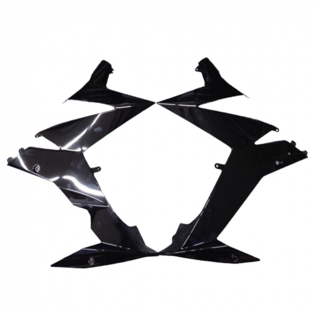 YẾM BỬNG SATRIA FI 150 ĐEN BÓNG BÊN PHẢI